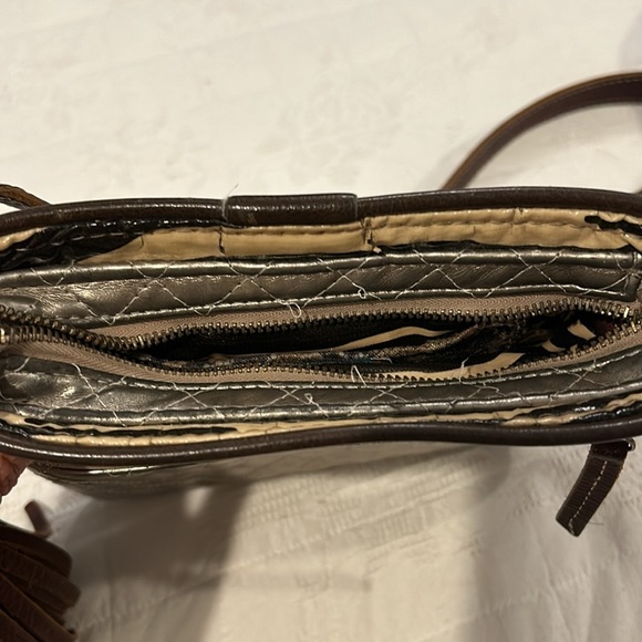 Consuela Metalic quilted leather tassel crossbody messenger bag - Picture 5 of 9